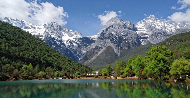 Yunnan natural scenery travel_Yunnan natural scenery travel_Yunnan natural scenery travel