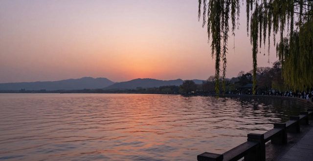 West Lake evening view_West Lake evening view_West Lake evening view