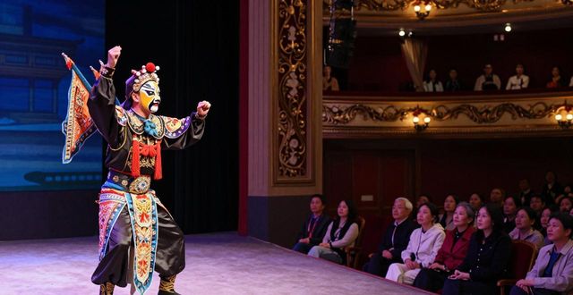 Sichuan Opera face change_Sichuan Opera face change_Sichuan Opera face change