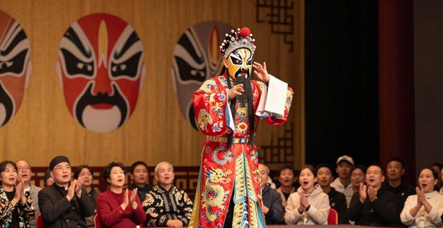Sichuan Opera face change_Sichuan Opera face change_Sichuan Opera face change
