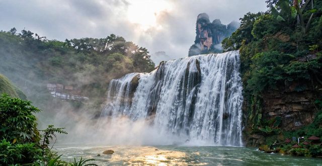 Zhangjiajie waterfalls_Zhangjiajie waterfalls_Zhangjiajie waterfalls